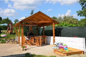 Словакия Privát Trávnica, Екстериор